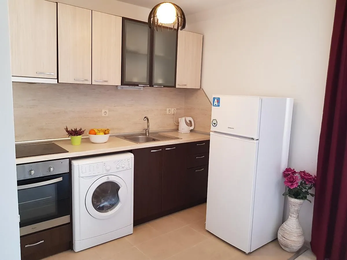 Family Aparthotel Vintegra 3*, Burgas